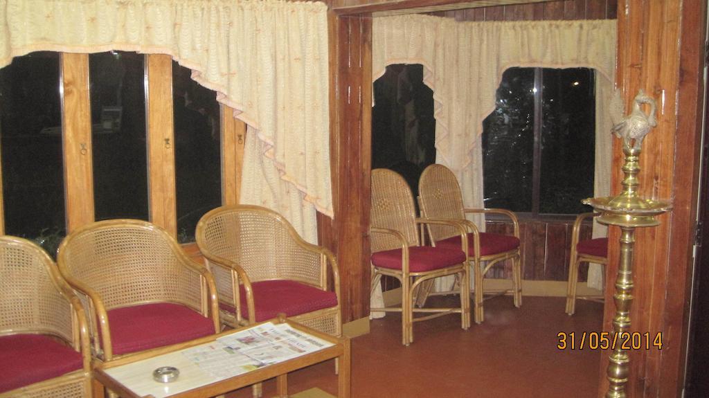 Poopada Hotel Munnar Ngoại thất bức ảnh